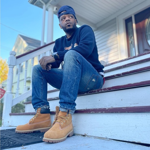 Meet your Posher, Adam - Picture 5 of 8